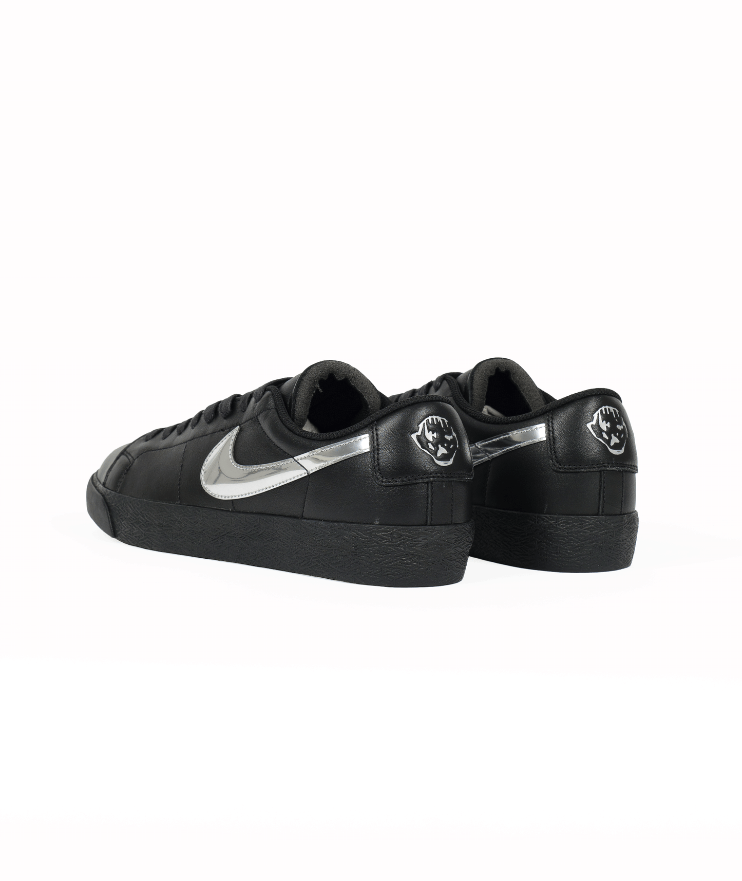 DANCER Nike SB QS Blazer Low Black/Mirror