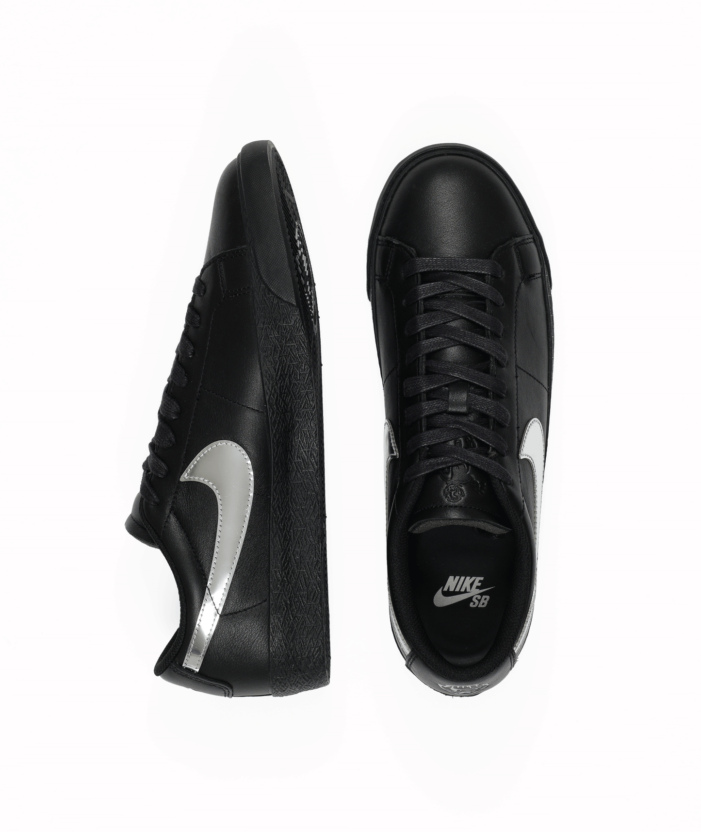 DANCER Nike SB QS Blazer Low Black/Mirror